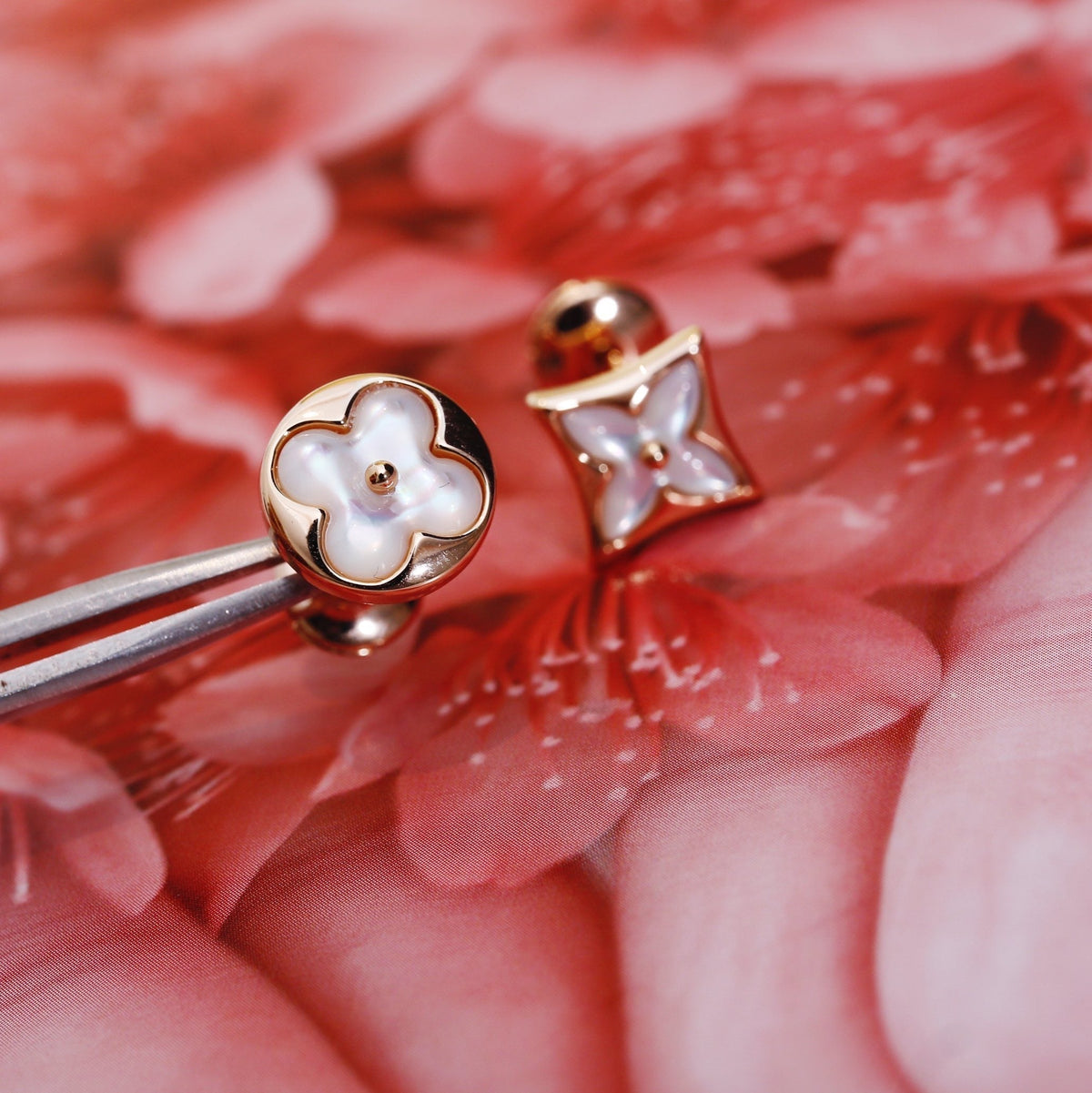 [Cadisa]STAR AND SUN PINK GOLD MOP STUD EARRINGS