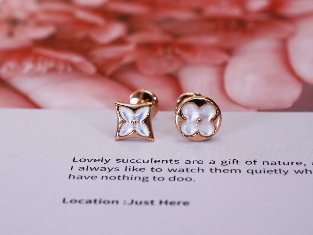[Cadisa]STAR AND SUN PINK GOLD MOP STUD EARRINGS
