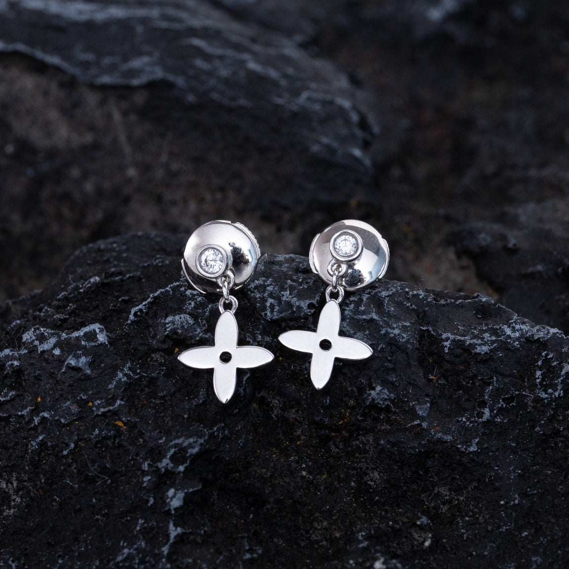 [Cadisa]VIDYLLE SILVER DIAMOND MINI DROP EARRINGS