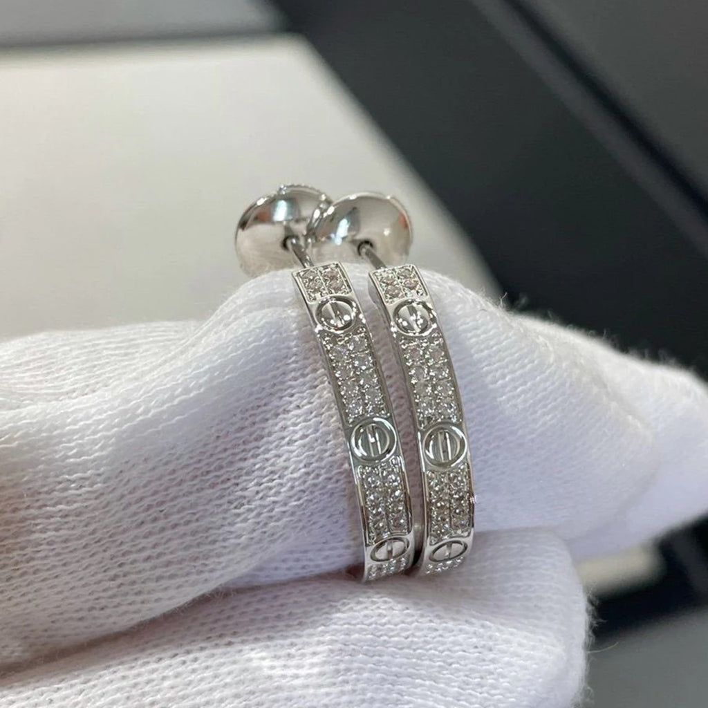 [Cadisa] LOVE EARRINGS 3.6MM DIAMOND PAVED