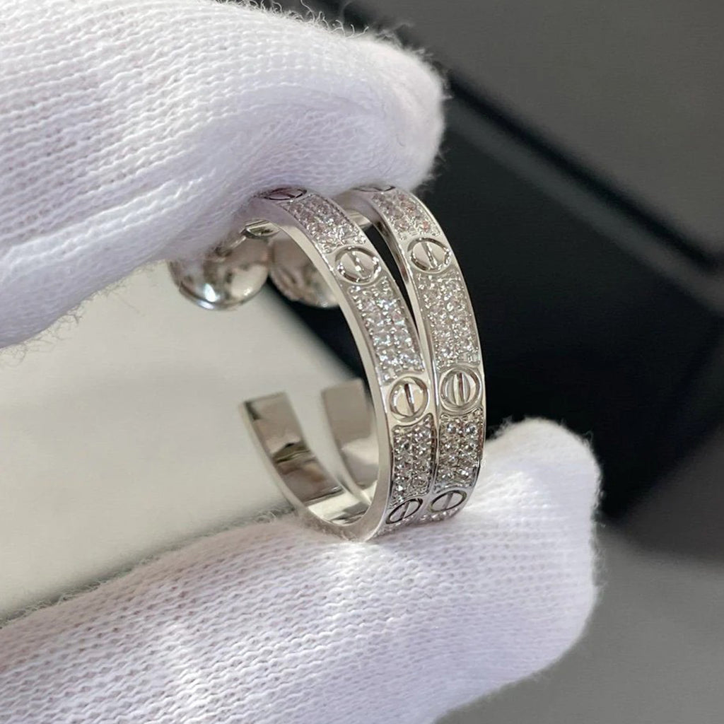 [Cadisa] LOVE EARRINGS 3.6MM DIAMOND PAVED