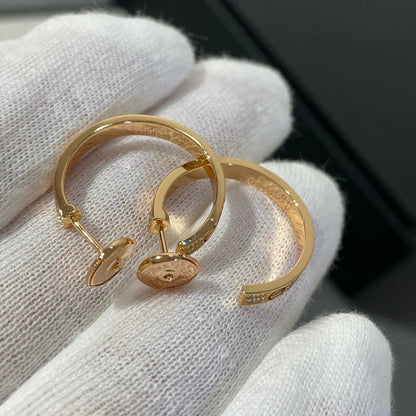 [Cadisa] LOVE EARRINGS 3.6MM DIAMOND PAVED