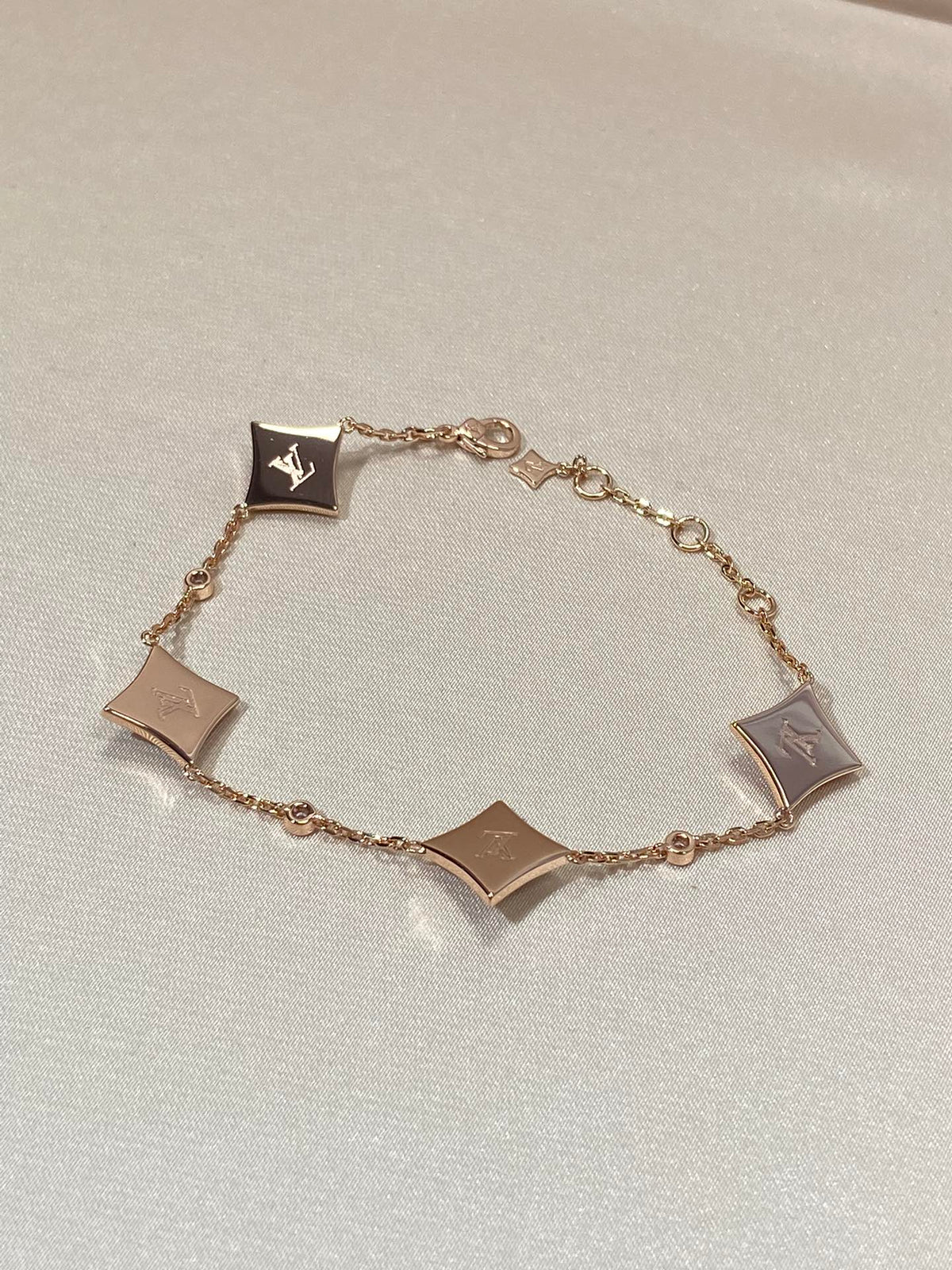 [Cadisa]STAR 4 MOTIF MOP DIAMOND PINK GOLD BRACELET