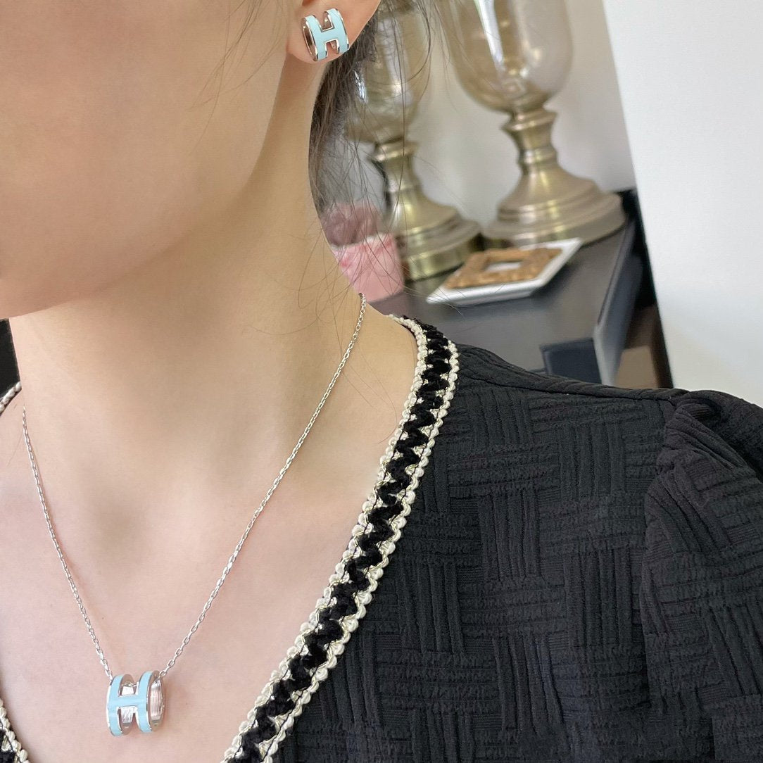 [Cadisa]POP H SKY BLUE NECKLACE