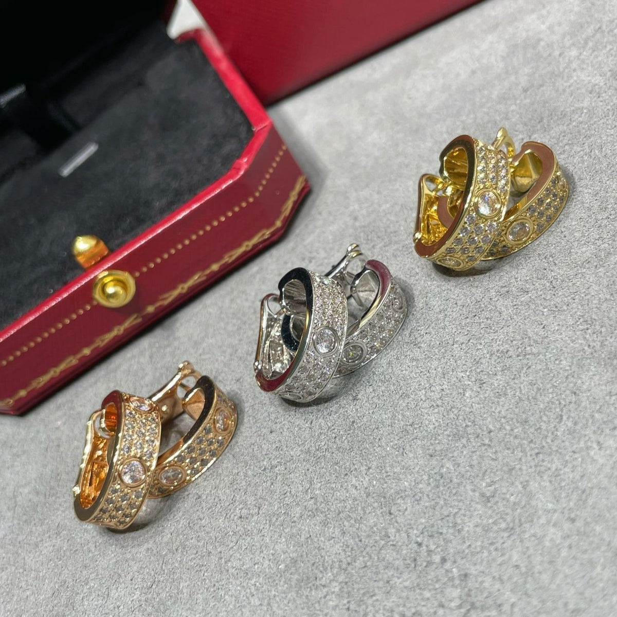 [Cadisa] LOVE 5.5MM DIAMOND PAVED EARRINGS