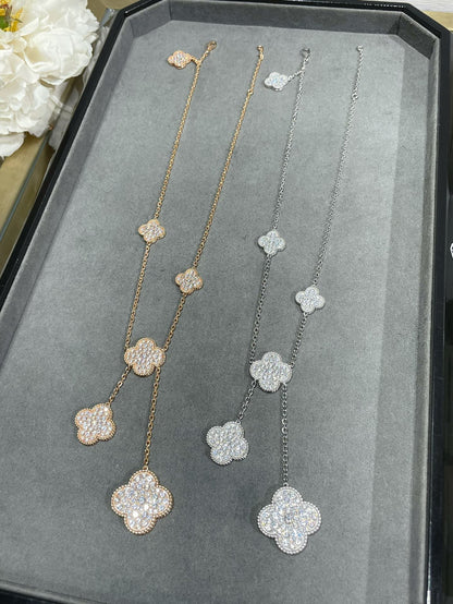 [Cadisa]CLOVER 6 MOTIF DIAMOND PAVED NECKLACE