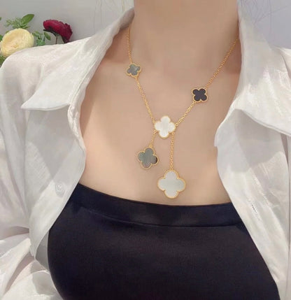 [Cadisa]CLOVER 6 MOTIF MOP ONYX GOLD NECKLACE