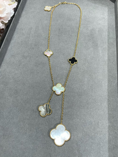 [Cadisa]CLOVER 6 MOTIF MOP ONYX GOLD NECKLACE