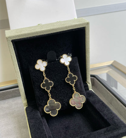 [Cadisa]CLOVER 3 MOTIF MOP ONYX DARK MOP PINK GOLD EARRINGS