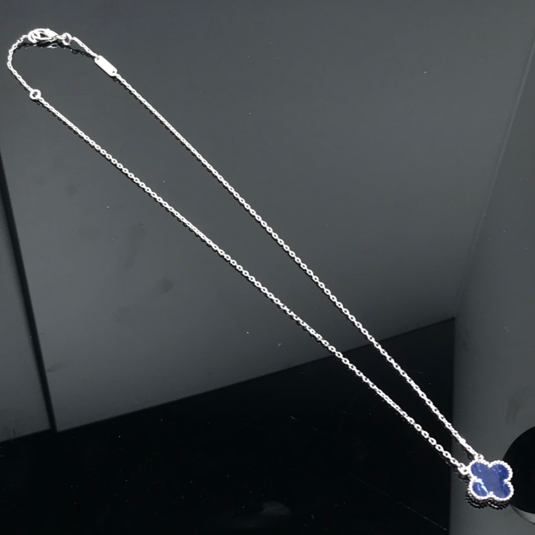 [Cadisa]CLOVER PIETERSITE SILVER LONG NECKLACE