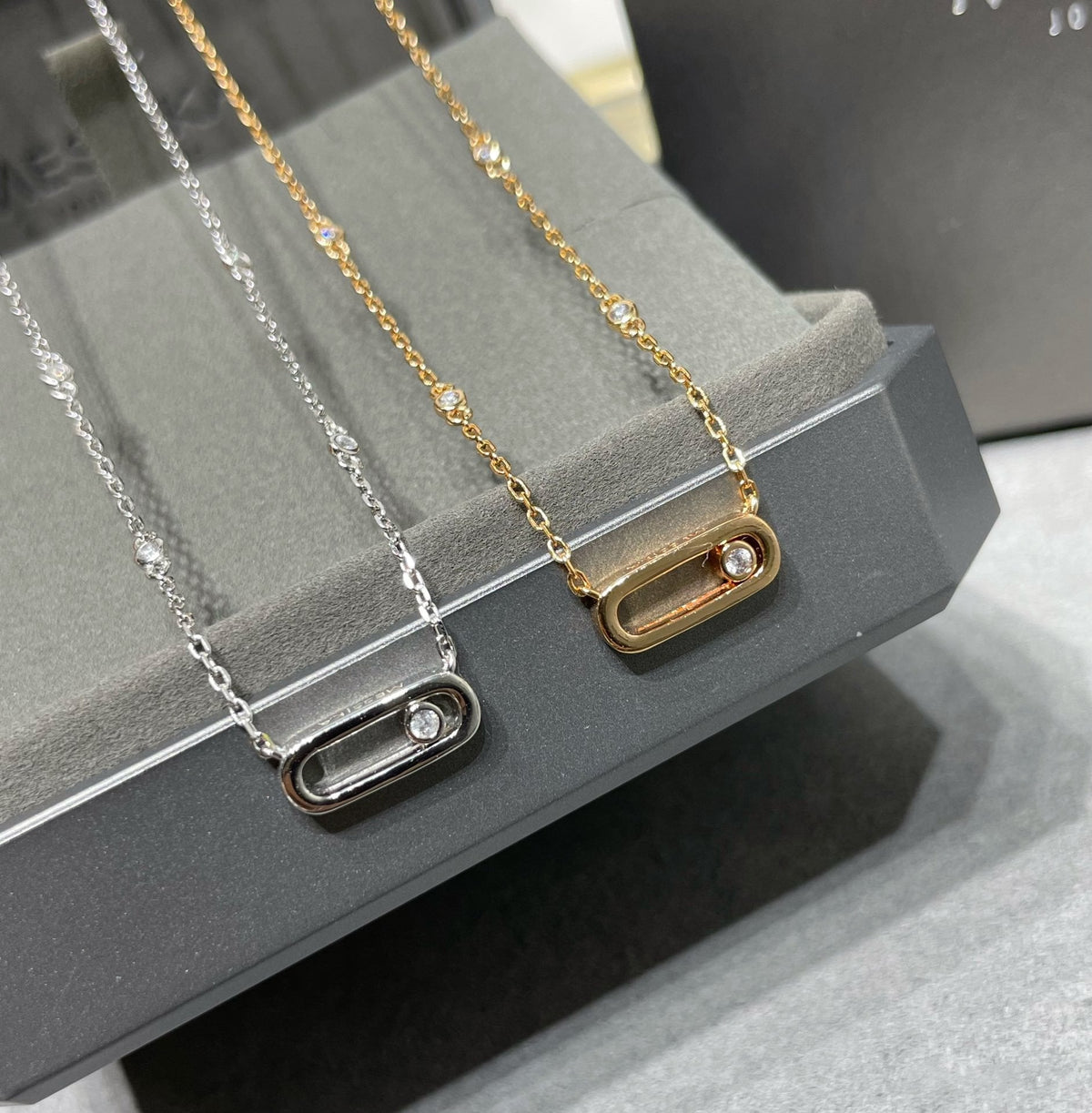 [Cadisa]MOVE UNO DIAMOND NECKLACE