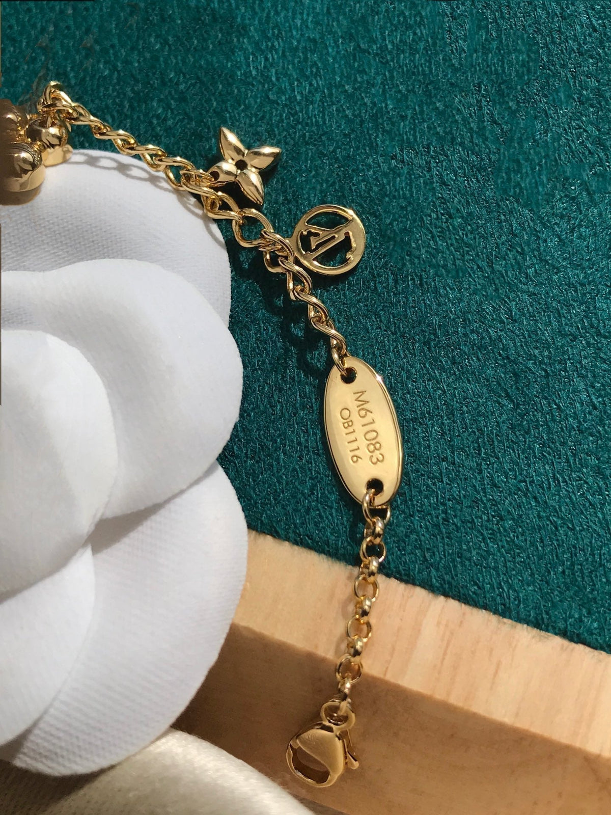 [Cadisa]BLOOMING PINK GOLD MOP BRACELET