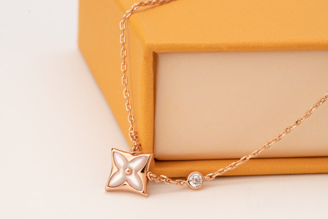 [Cadisa]STAR PINK MOP 1 DIAMOND PINK GOLD NECKLACE