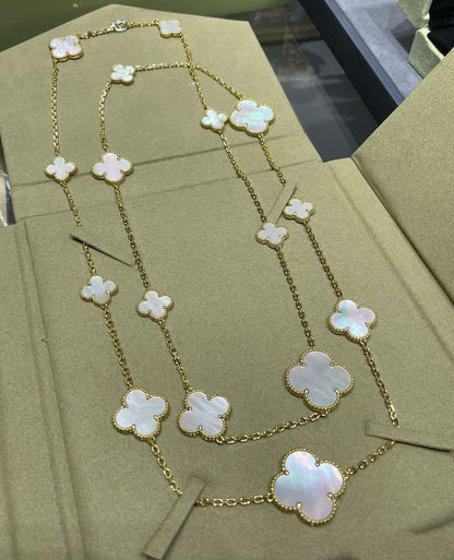 [Cadisa]CLOVER 16 MOTIF WHITE MOP GOLD NECKLACE