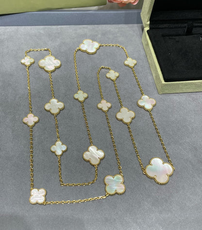 [Cadisa]CLOVER 16 MOTIF WHITE MOP GOLD NECKLACE