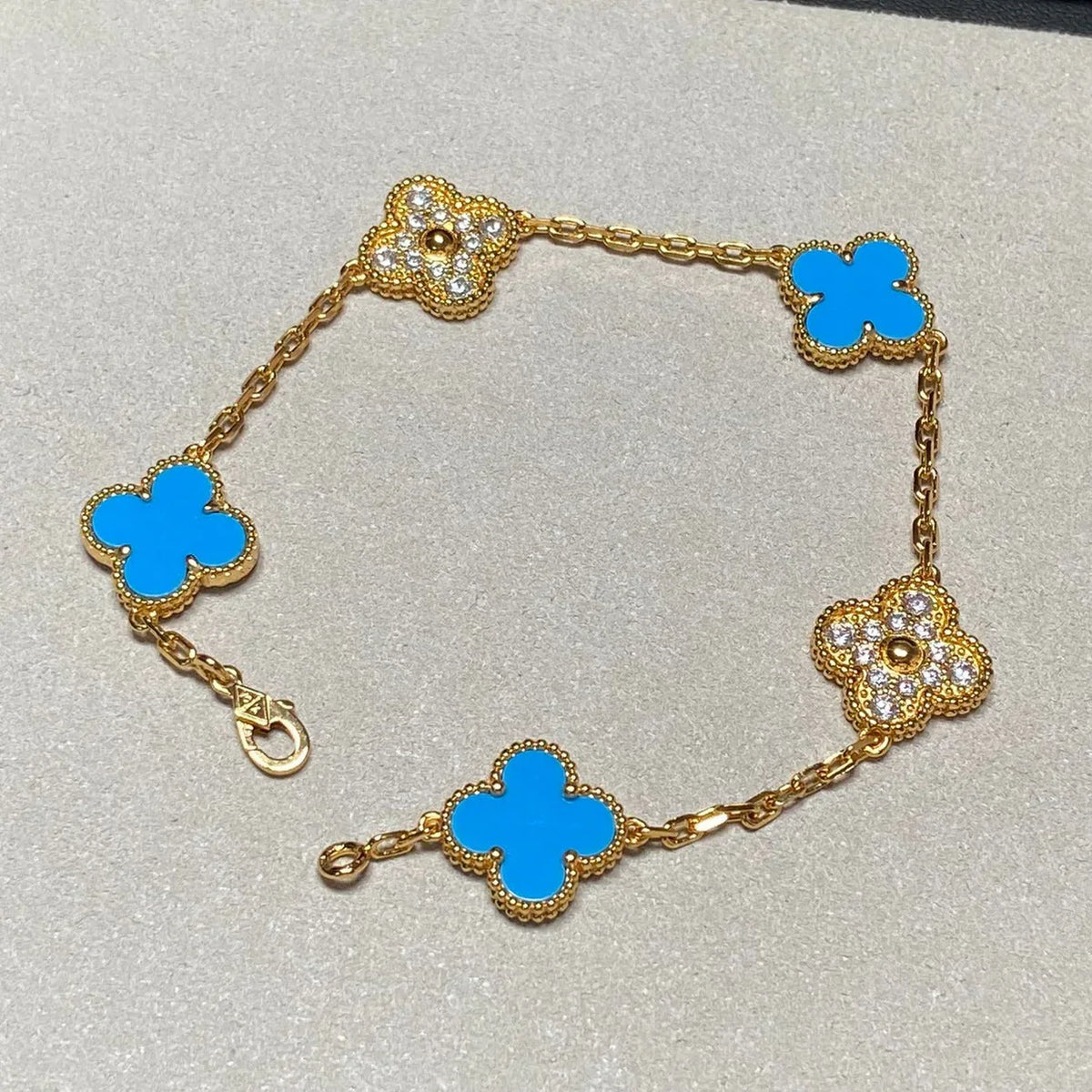 [Cadisa] CLOVER 5 MOTIF BLUE AGATE BRACELET COLLECTION
