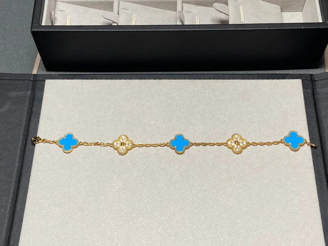 [Cadisa] CLOVER 5 MOTIF BLUE AGATE BRACELET COLLECTION