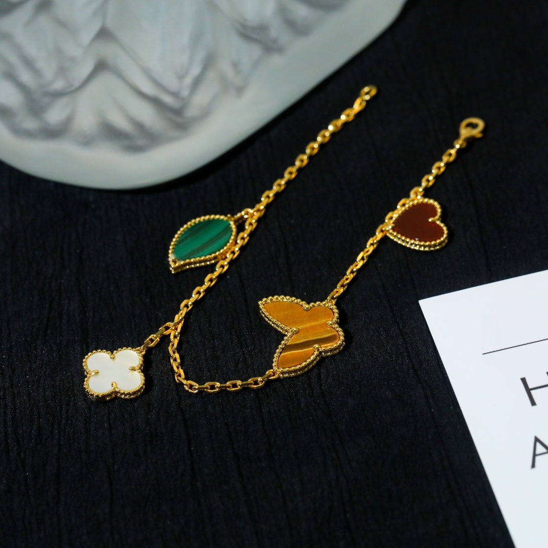 [Cadisa]LUCKY SPRING 5 MOTIF GOLD BRACELET