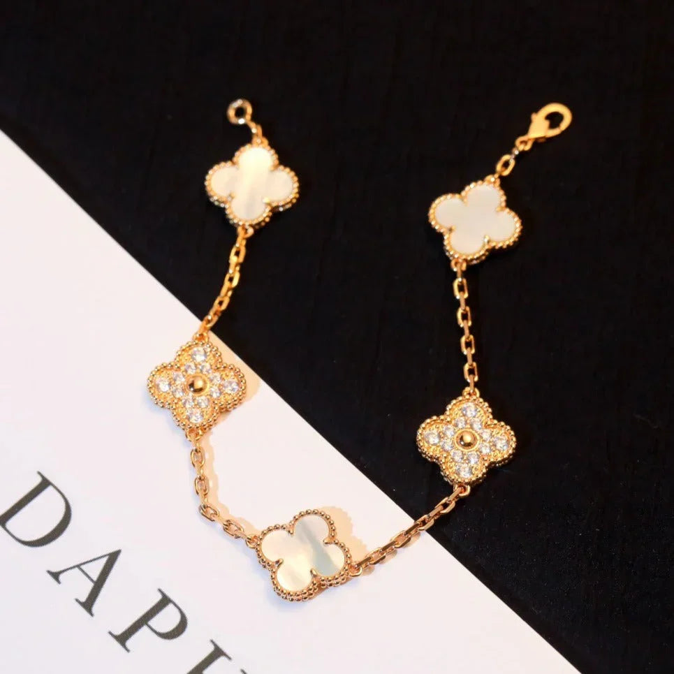 [Cadisa]CLOVER WHITE PEARL MOP 5 MOTIF BRACELET COLLECTION