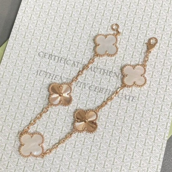 [Cadisa]CLOVER WHITE PEARL MOP 5 MOTIF BRACELET COLLECTION