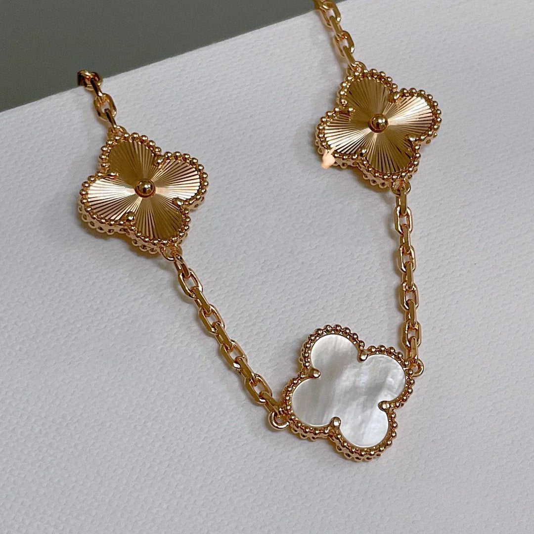 [Cadisa]CLOVER WHITE PEARL MOP 5 MOTIF BRACELET COLLECTION