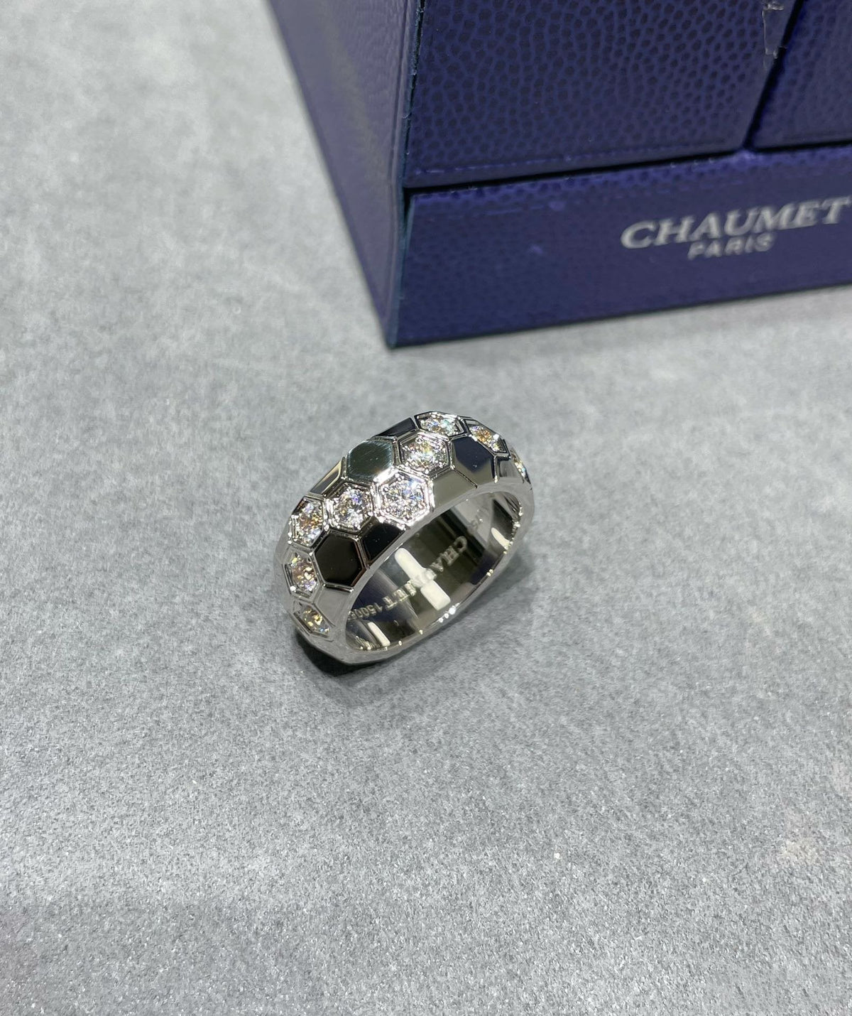 [Cadisa]BEE LOVE DIAMOND LARGE RING