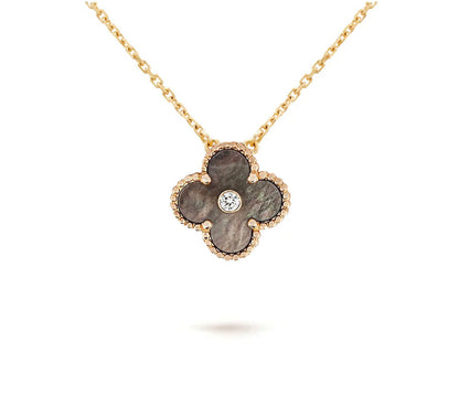 [Cadisa]CLOVER 15MM CHRISTMAS LIMITED EDITION SINGLE FLOWER NECKLACE