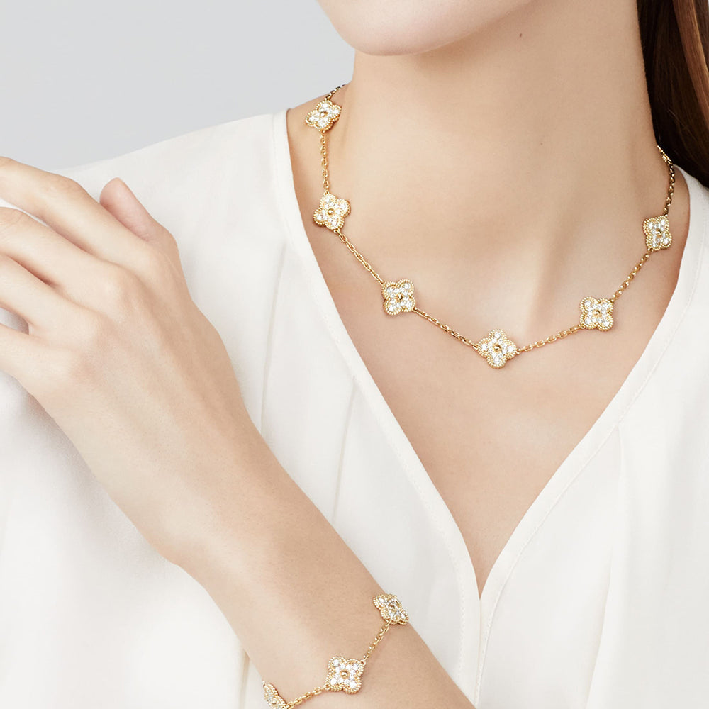 [Cadisa]CLOVER 10 MOTIFS DIAMOND NECKLACE