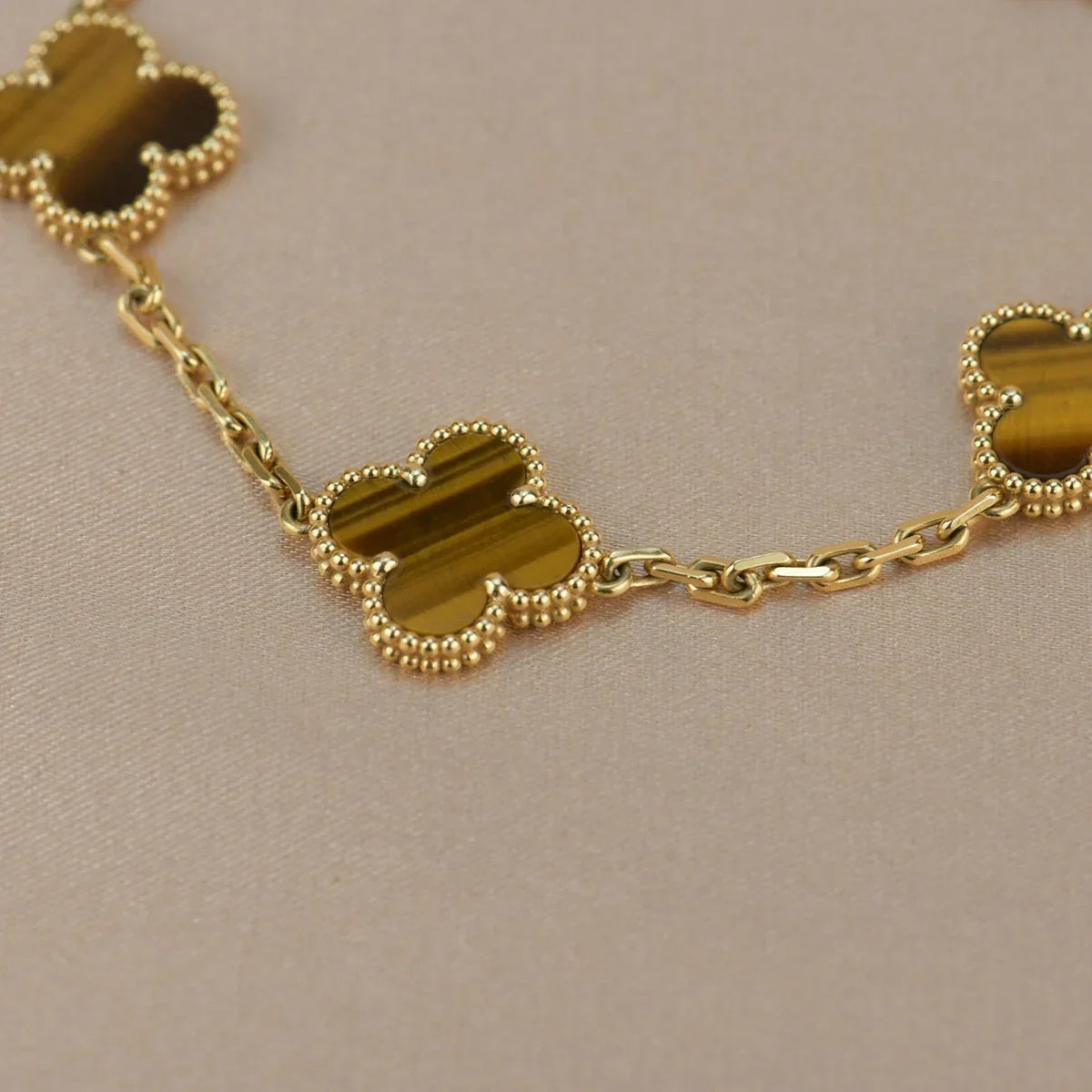 [Cadisa] CLOVER 5 MOTIFS TIGER EYE BRACELET COLLECTION
