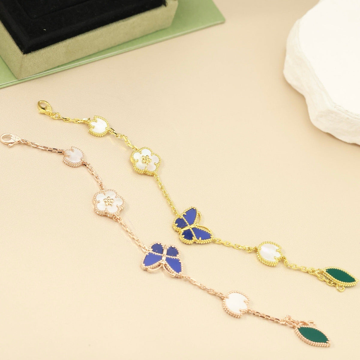 [Cadisa] Lucky Spring Butterfly 5-Motif & LOVE Unlimited Bracelet Stack Set