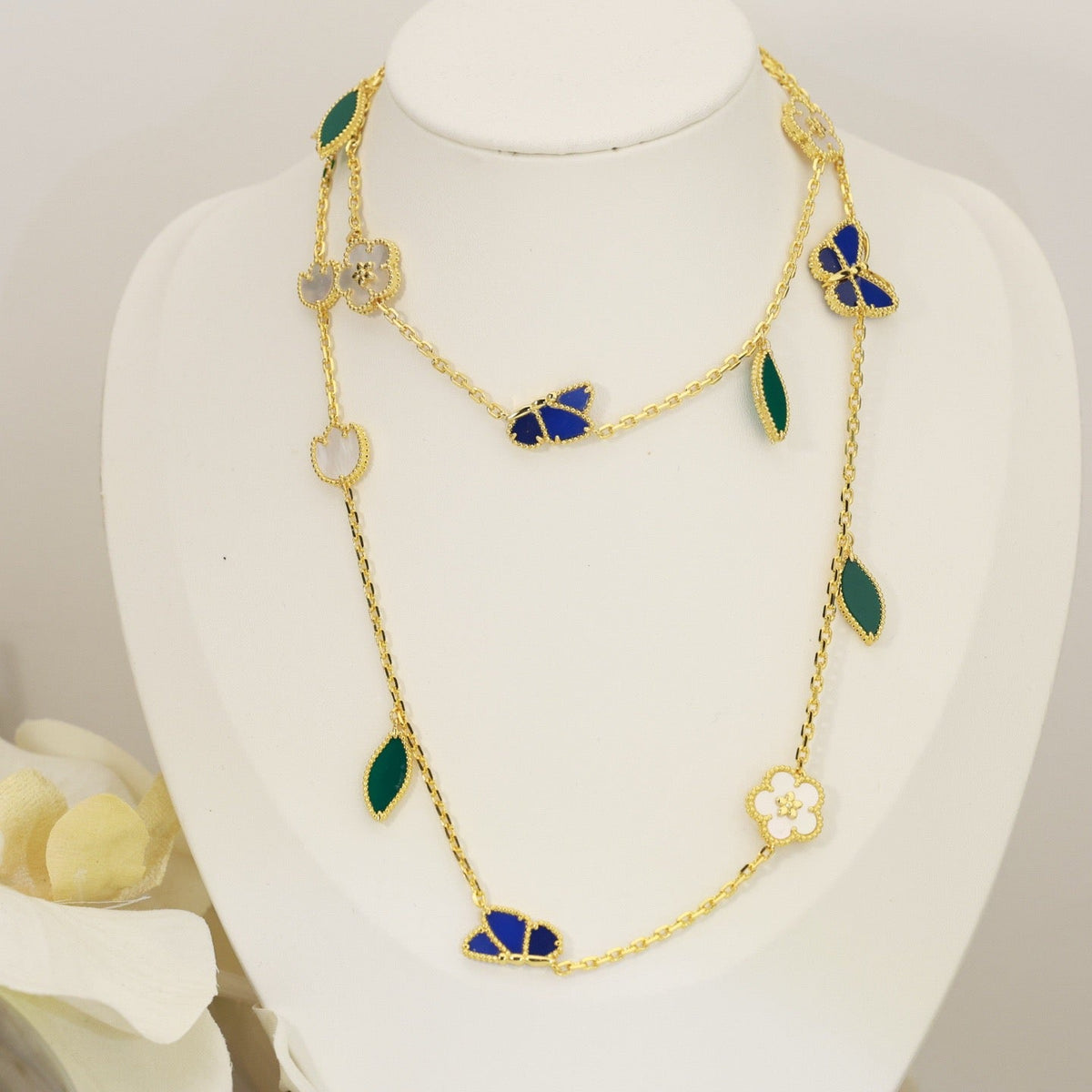 [Cadisa]LUCKY SPRING BUTTERFLY 15 FLOWER NECKLACE