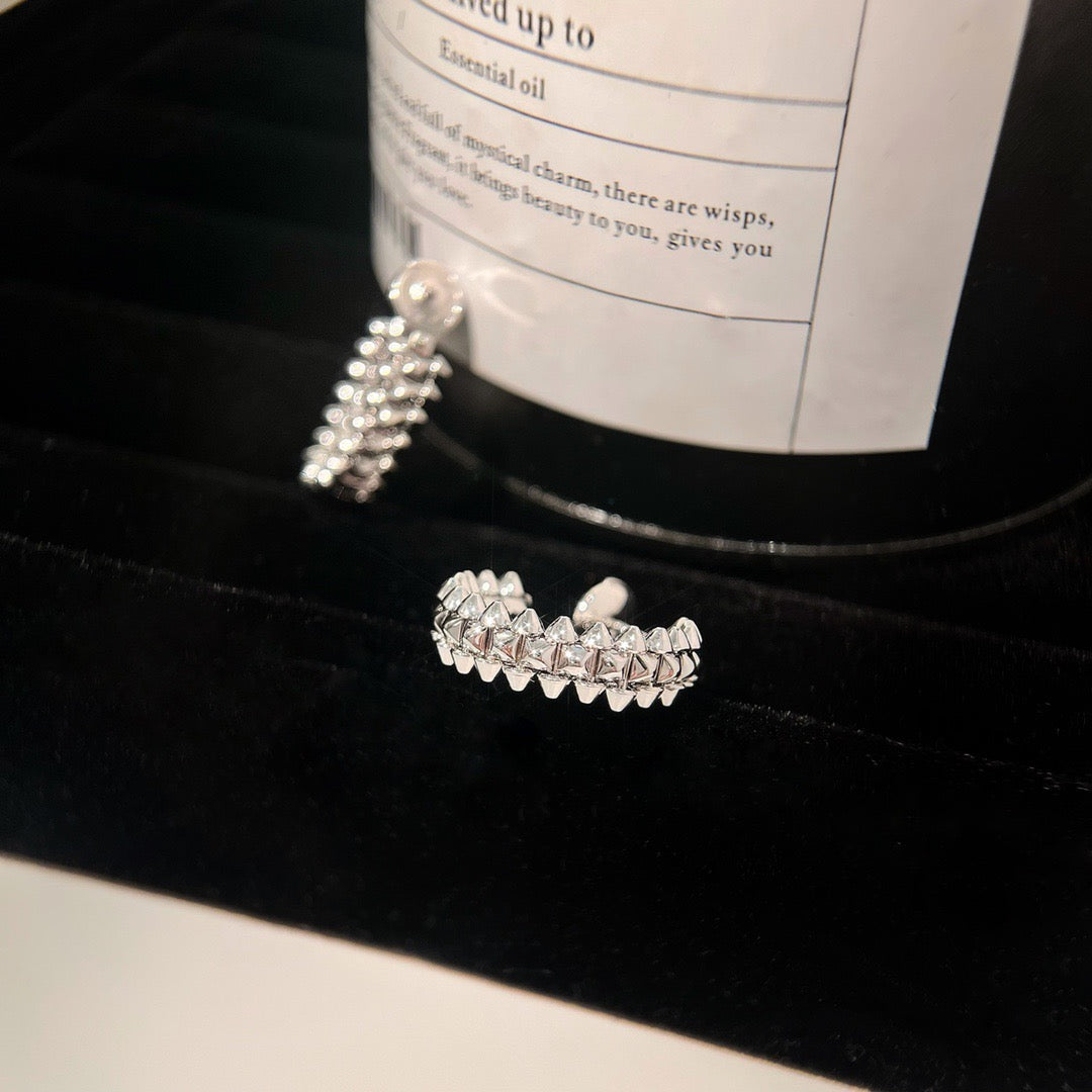 [Cadisa] CLASH SMALL HOOP EARRINGS