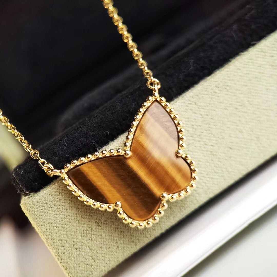 [Cadisa] TIGER__ EYE BUTTERFLY NECKLACE