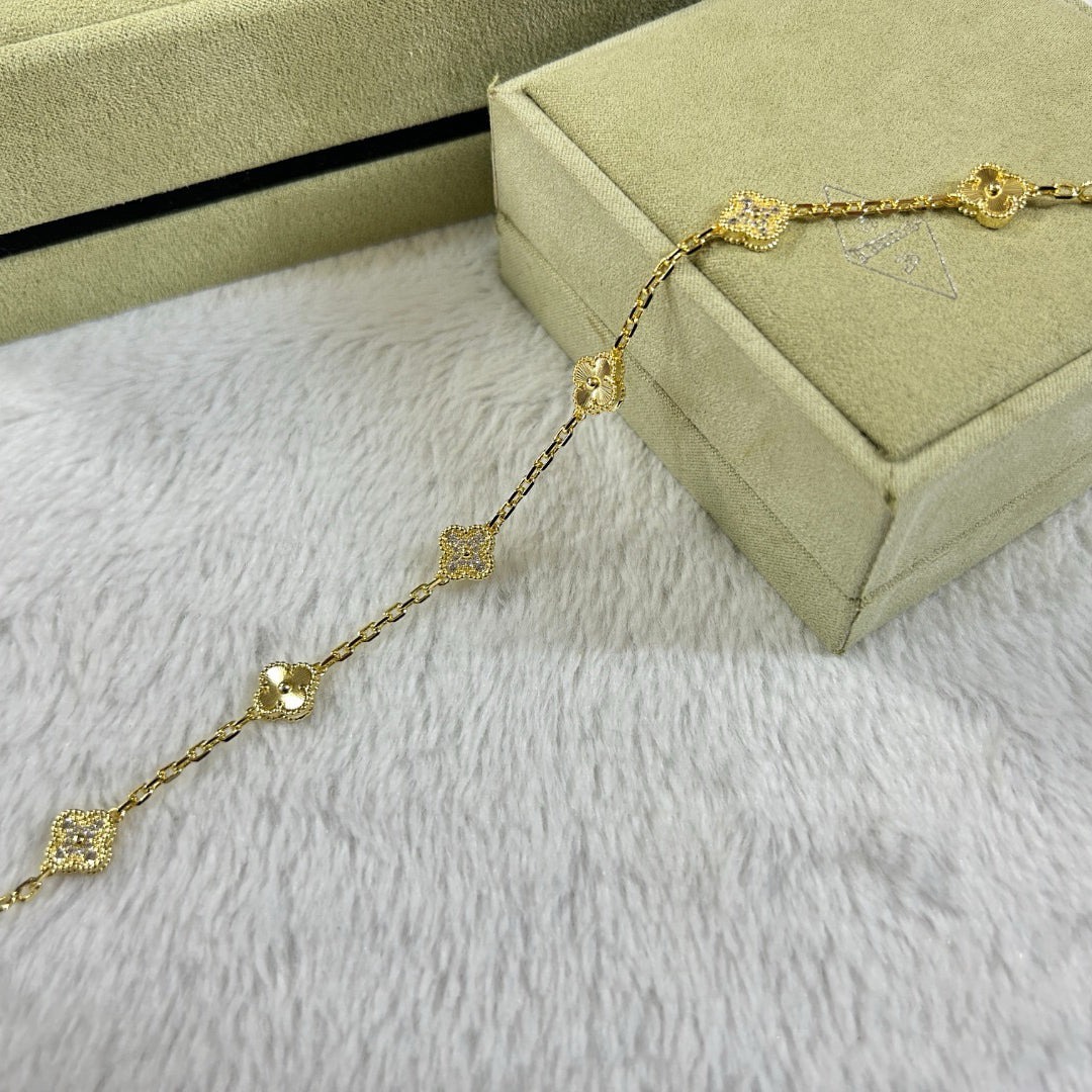 [Cadisa]CLOVER 6 MOTIF DIAMOND LASER BRACELET