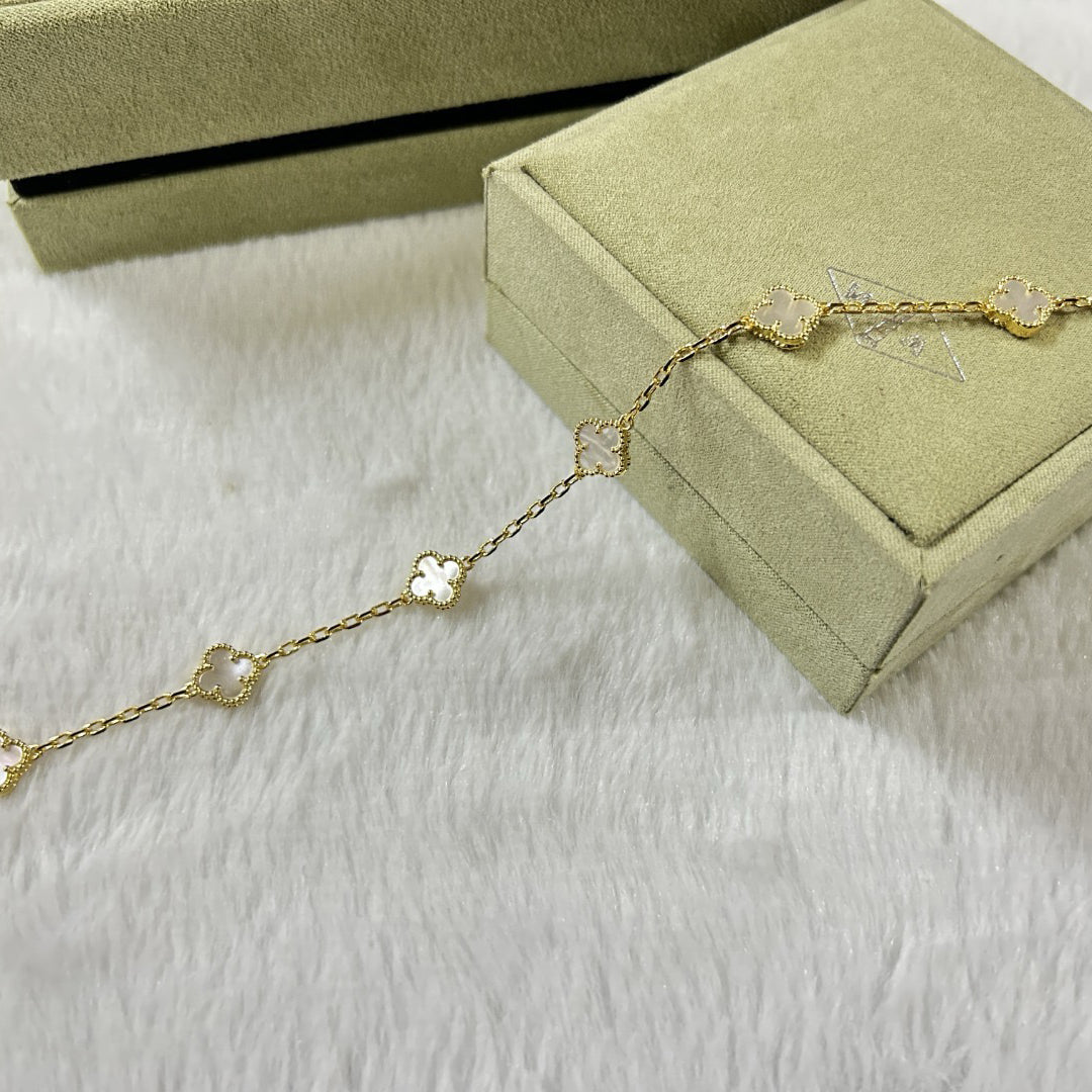 [Cadisa]CLOVER 6 MOTIF WHITE MOP BRACELET
