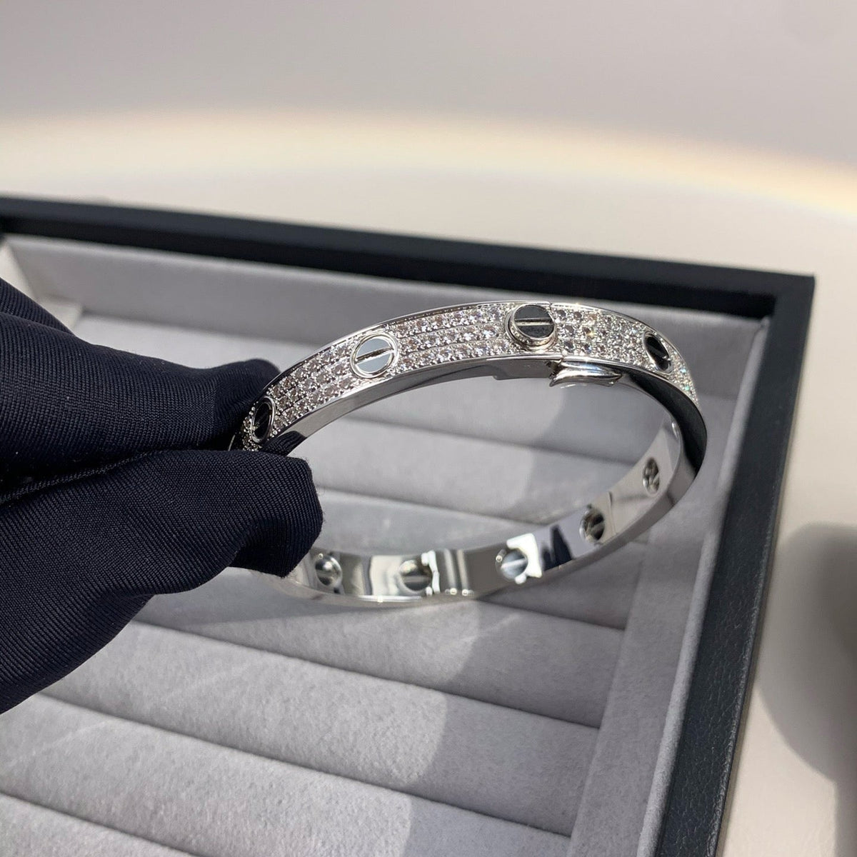 [Cadisa] LOVE BRACELET 6.1MM DIAMOND-PAVED CERAMIC