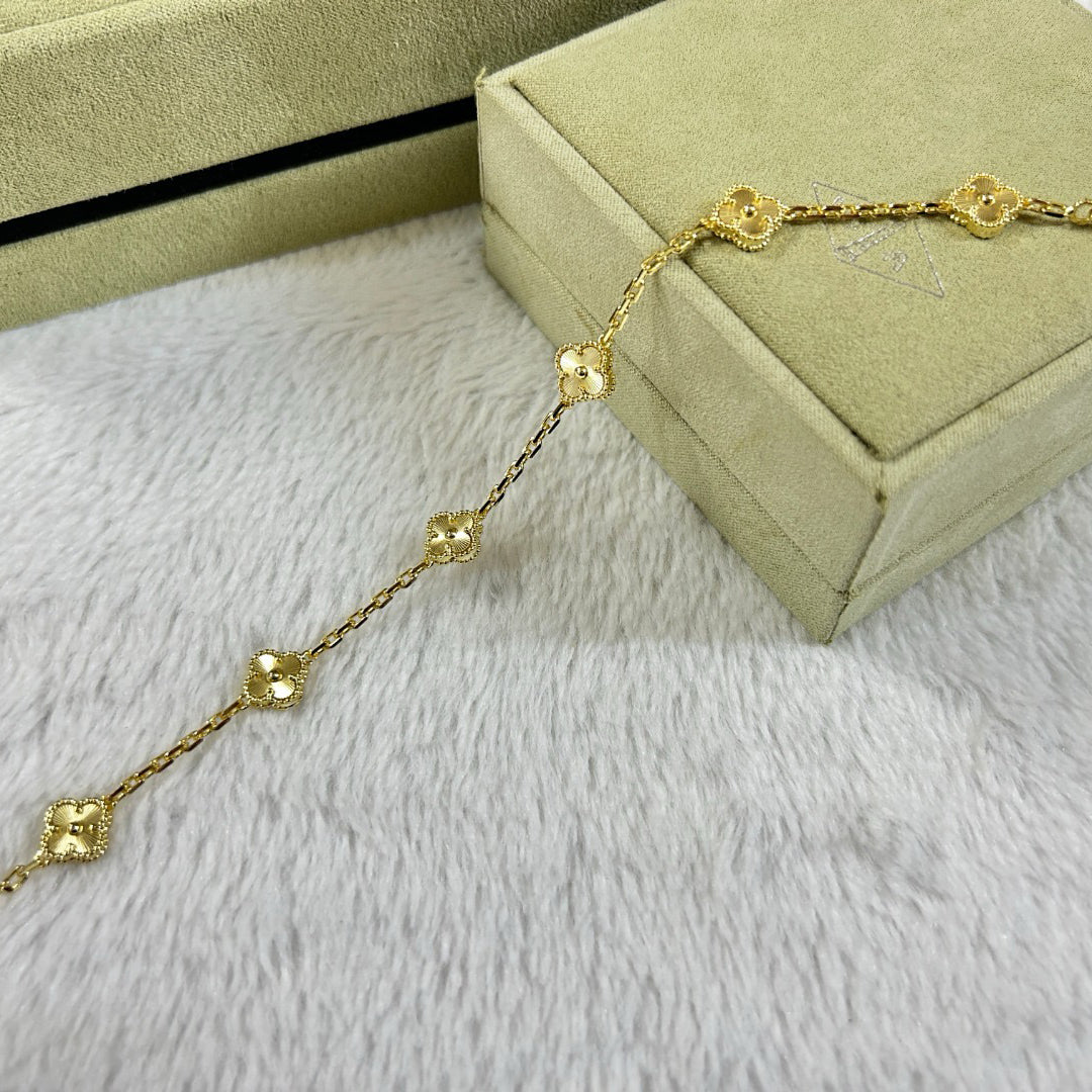 [Cadisa]CLOVER 6 MOTIF DIAMOND BRACELET