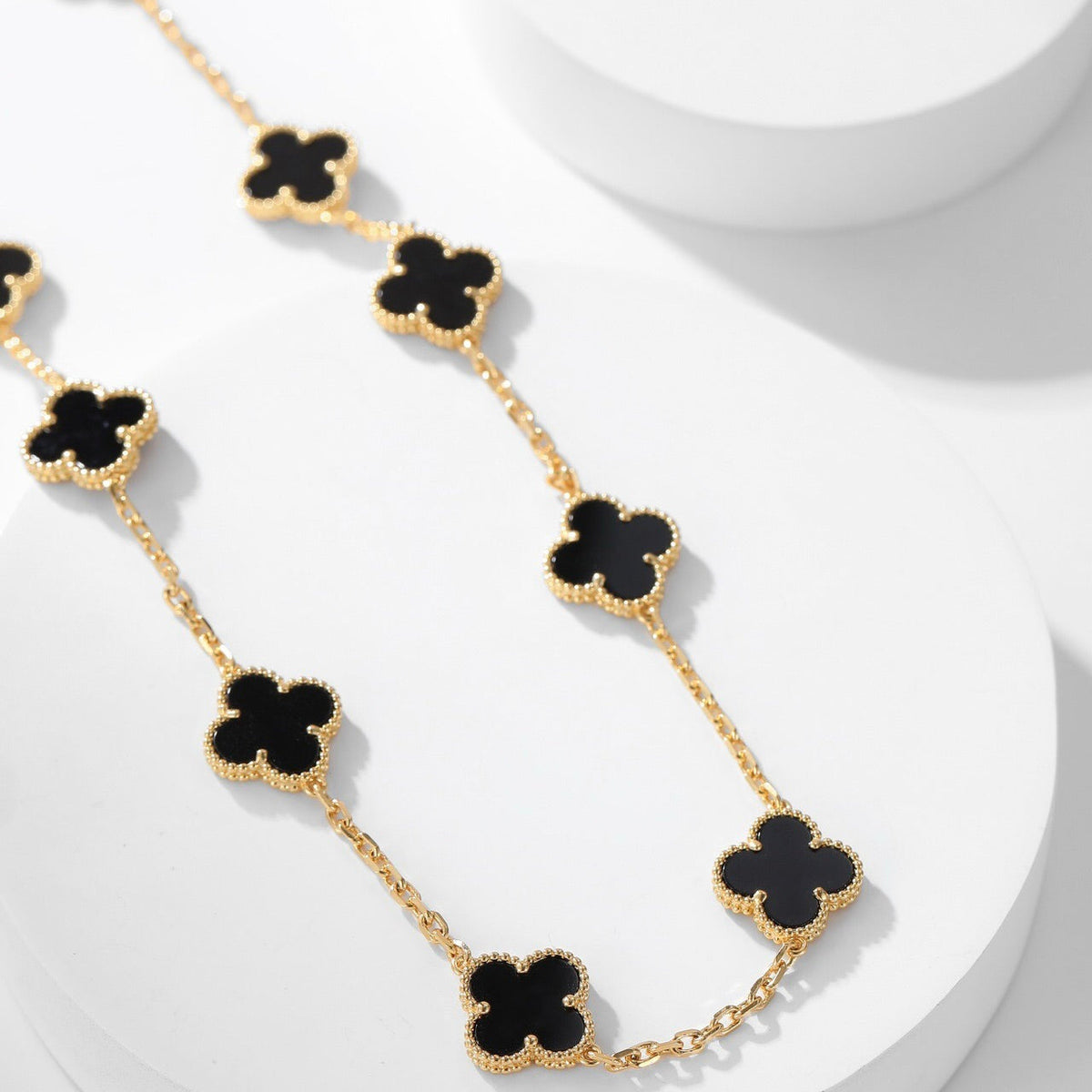 [Cadisa]CLOVER 10 MOTIFS ONYX NECKLACE