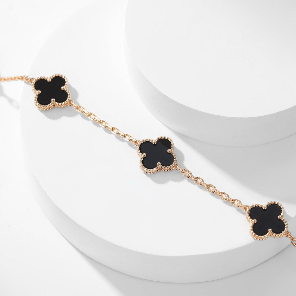 [Cadisa]CLOVER 10 MOTIFS ONYX NECKLACE