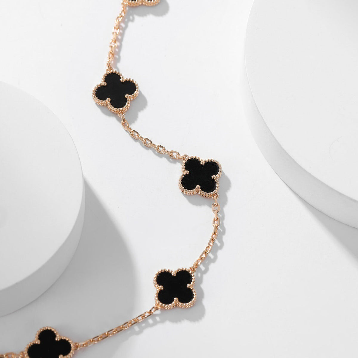 [Cadisa]CLOVER 10 MOTIFS ONYX NECKLACE