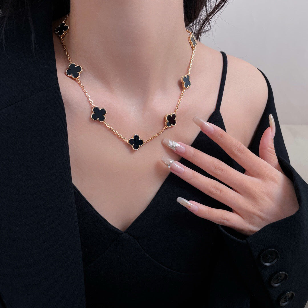 [Cadisa]CLOVER 10 MOTIFS ONYX NECKLACE