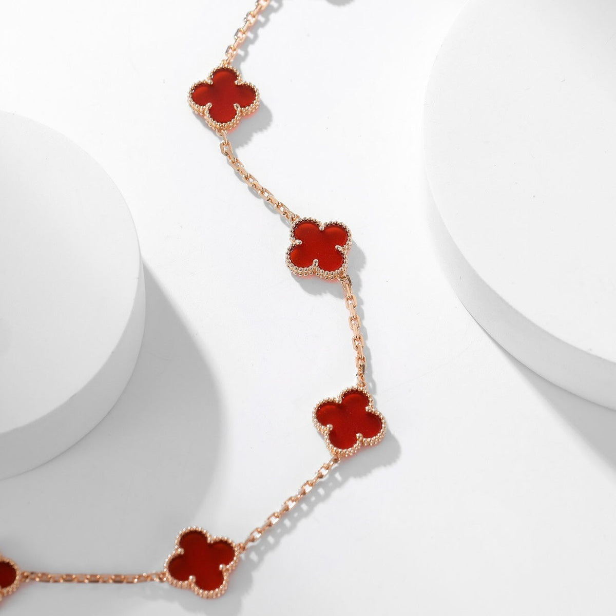 [Cadisa]CLOVER 10 MOTIFS CARNELIAN NECKLACE