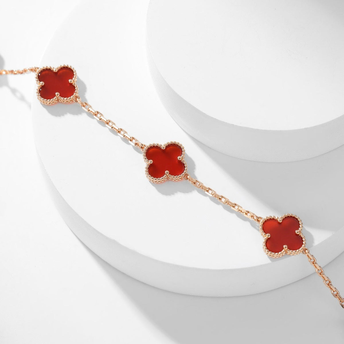 [Cadisa]CLOVER 10 MOTIFS CARNELIAN NECKLACE
