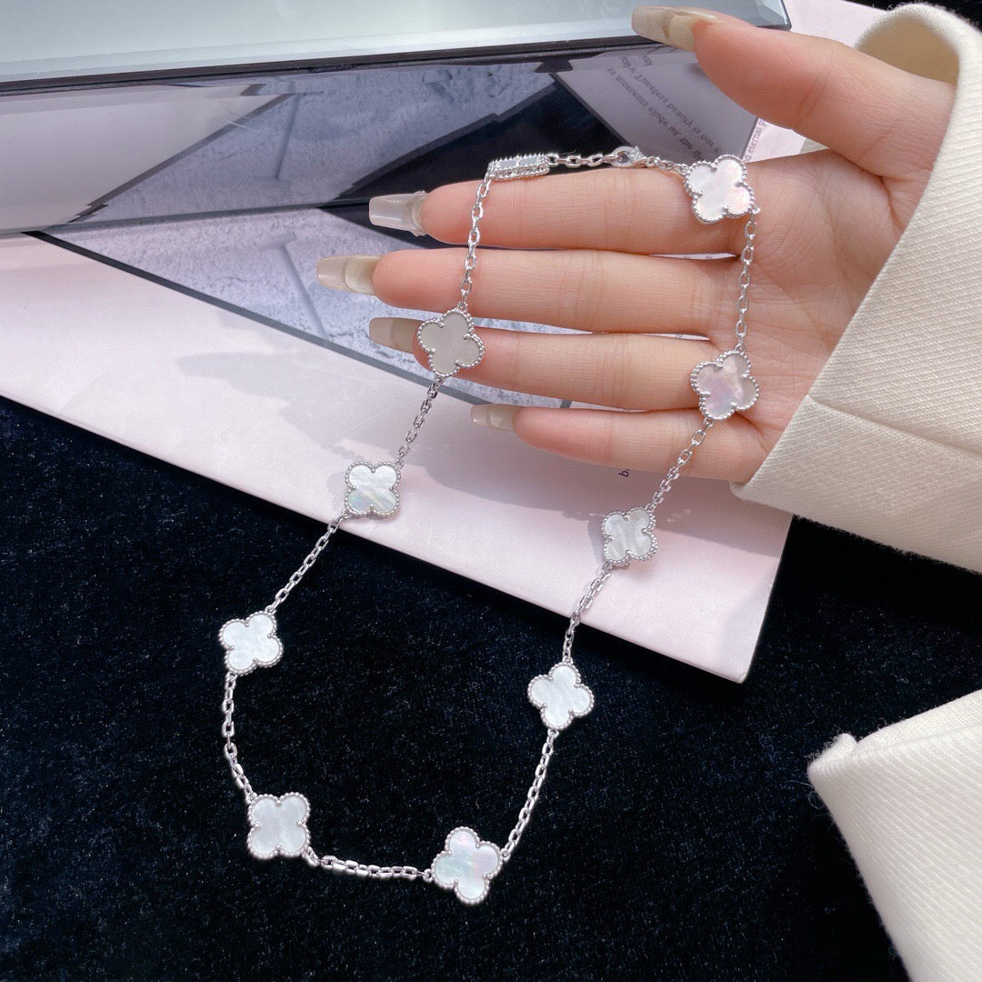 [Cadisa]CLOVER 10 MOTIFS WHITE MOTHER OF PEARL NECKLACE