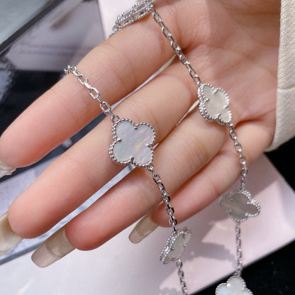 [Cadisa]CLOVER 10 MOTIFS WHITE MOTHER OF PEARL NECKLACE