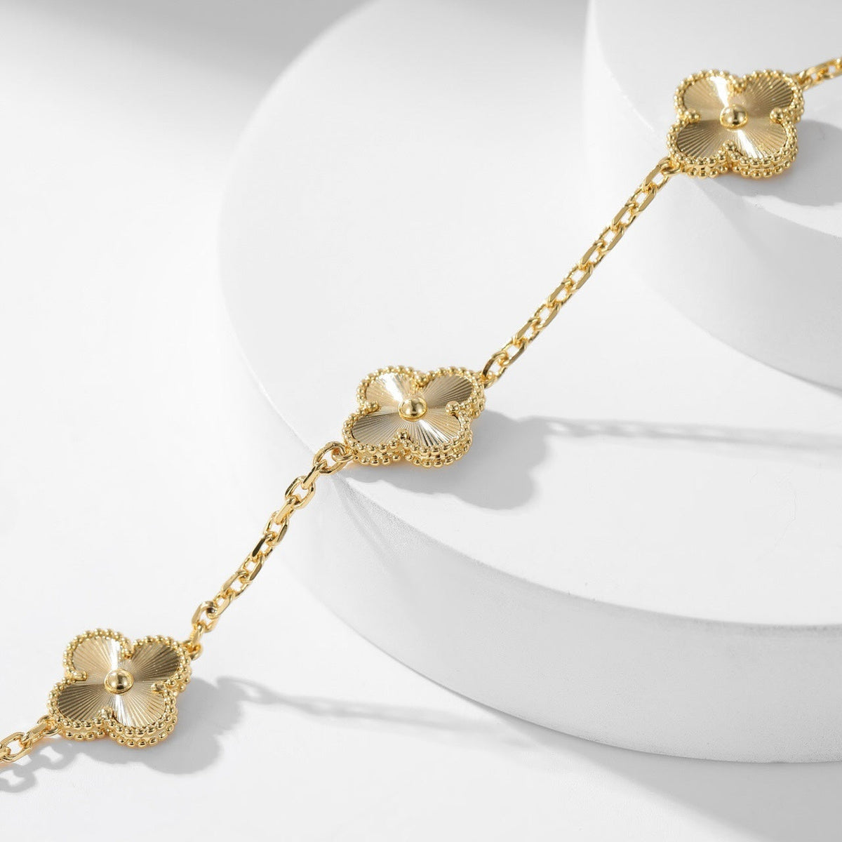 [Cadisa]CLOVER 10 MOTIFS LASER NECKLACE