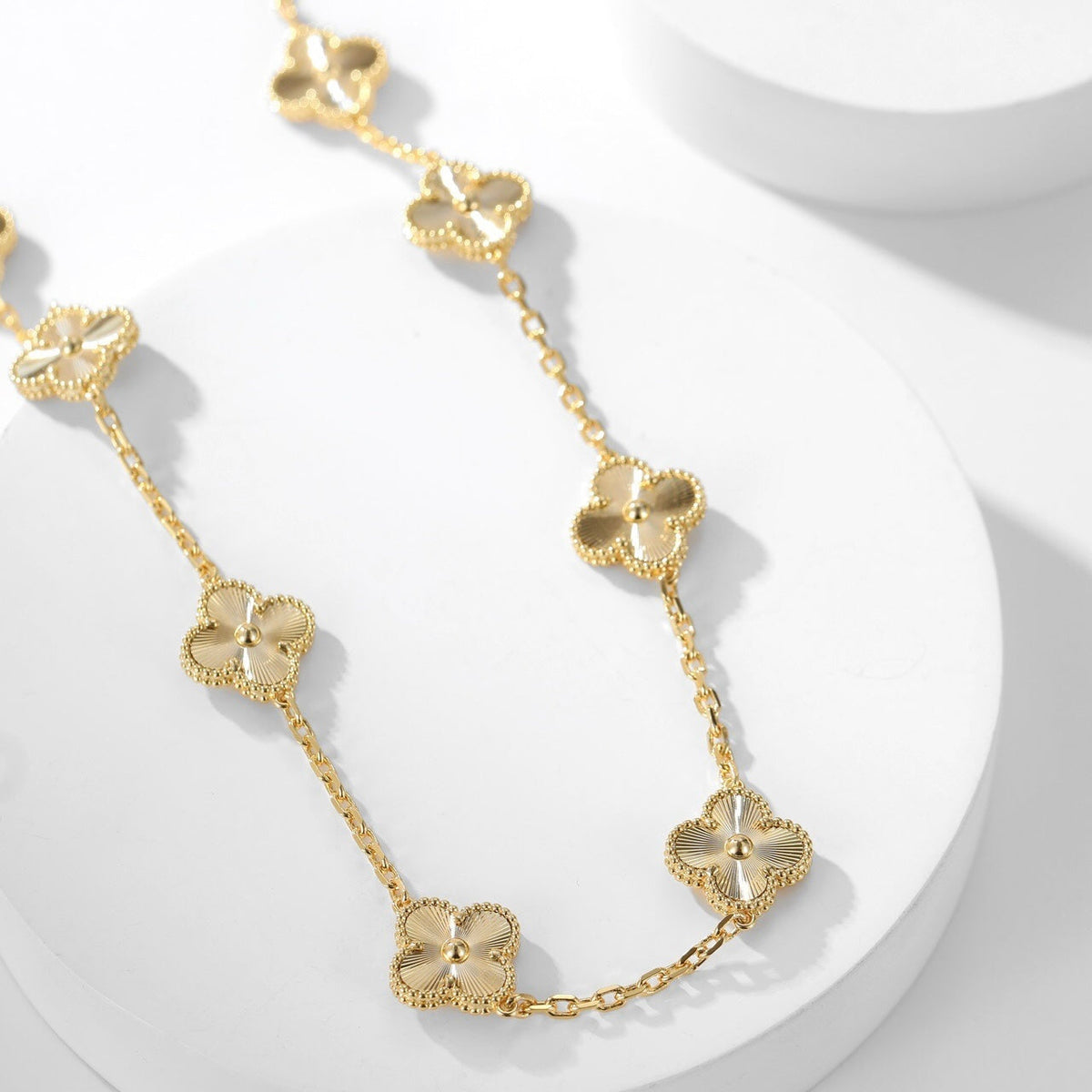 [Cadisa]CLOVER 10 MOTIFS LASER NECKLACE