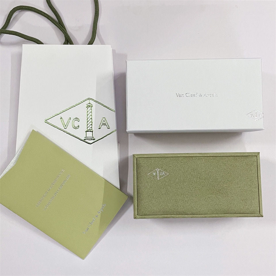 [Cadisa] VA CLOVER BOX GIFT BAG