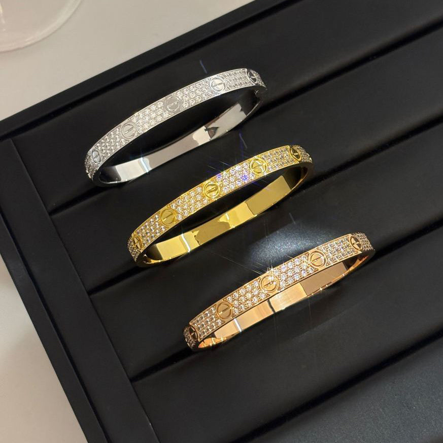 [Cadisa] LOVE BRACELET 6.1MM DIAMOND-PAVED