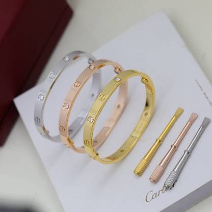 [Cadisa] LOVE BRACELET 6.1MM 4 DIAMONDS